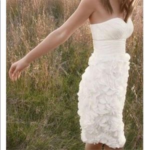 Like NEW! Stunning white strapless cocktail dress